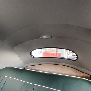 Neuer Dachhimmel f�r einen VW K�fer.