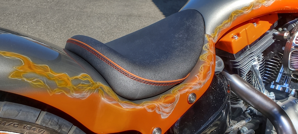 Custom Motorradsattel: Stylisch und dennoch bequem.