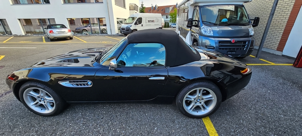 Sportlich und elegant: Das geschlossene Verdeck vom Cabrio.