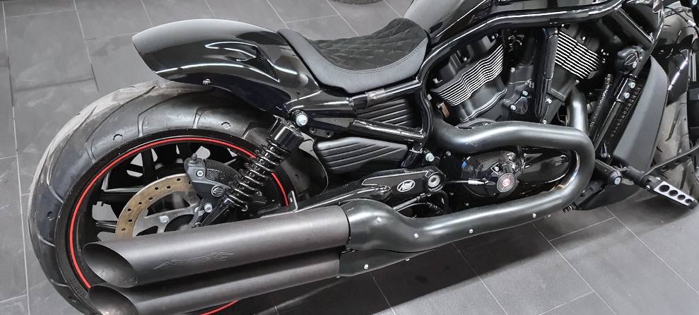Motorradsattel mit Gelkissen f�r mehr Komfort auf langen Touren.